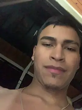 Emiliano Reyes online show from April 2026 08:17:01 AM