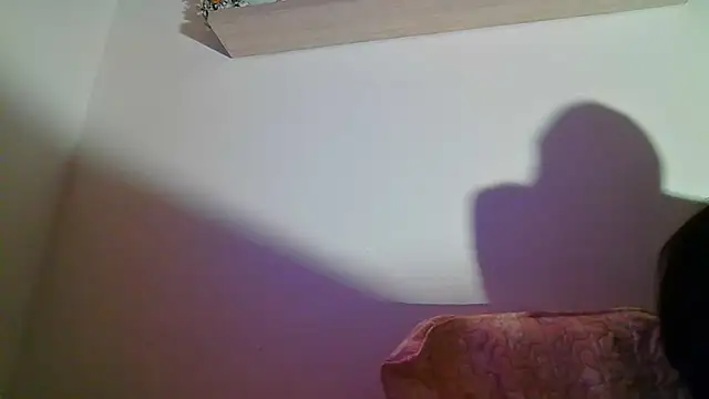 valeriahornier online show from July 2026 11:32:02 PM