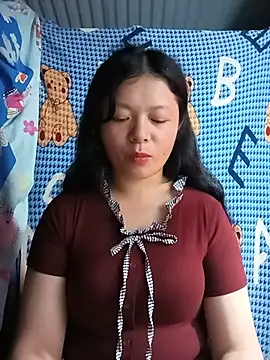 Snapshot of lisa-bae00 chatting on July 2026 01:28:02 PM lisa-bae00 online show from July 2026 01:28:02 PM