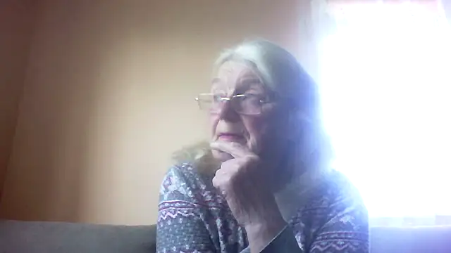 AmyLove353 online show from April 2026 05:32:01 AM