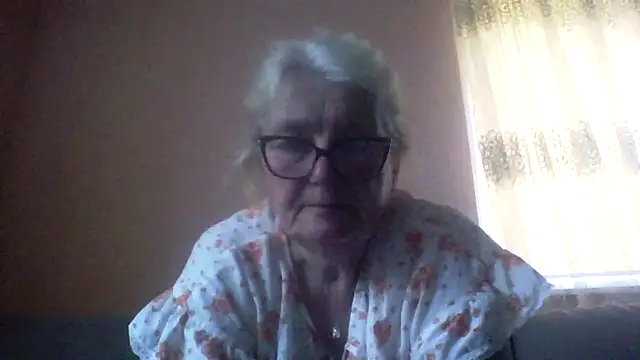 Snapshot of AmyLove353 chatting on June 2026 03:48:02 AM AmyLove353 online show from June 2026 03:48:02 AM