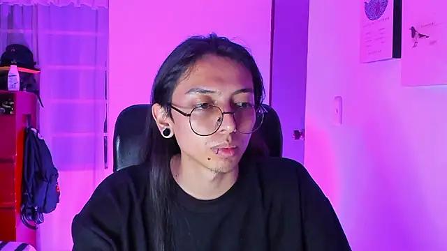  Astrea  online show from March 2026 11:11:01 PM