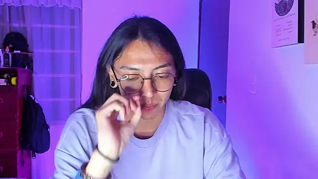  Astrea  online show from April 2026 01:11:01 AM