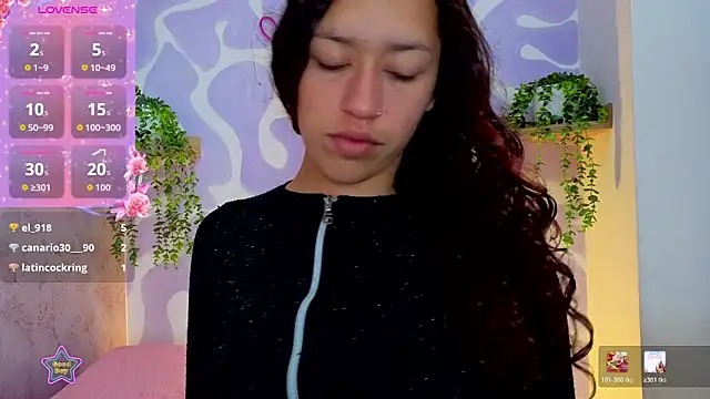 Snapshot of mia_scarlett7 chatting on July 2026 01:24:01 PM mia scarlett7 online show from July 2026 01:24:01 PM