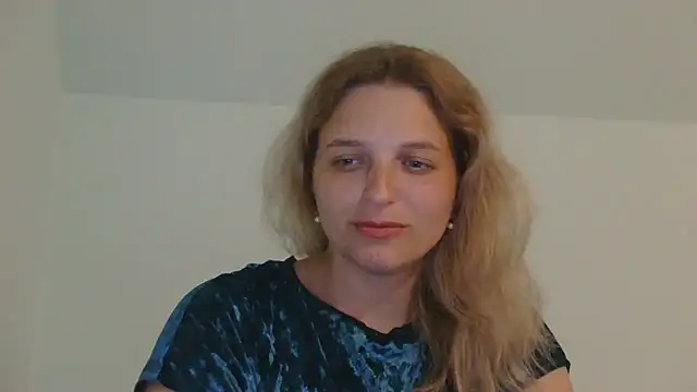 ElisSky301 online show from June 2026 09:05:02 PM
