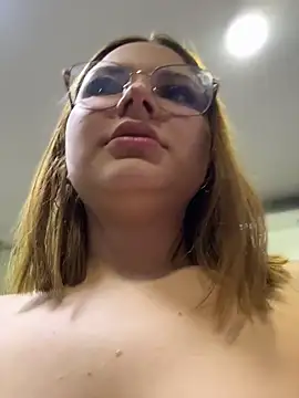 Snapshot of Beella1_ chatting on July 2026 11:57:01 AM Beella1 online show from July 2026 11:57:01 AM