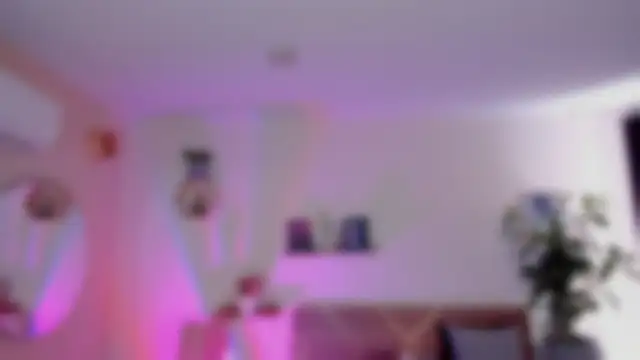 YariRose online show from April 2026 04:32:01 PM