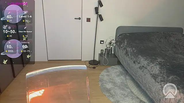 Snapshot of majestic_madam chatting on February 2026 01:57:02 AM majestic madam online show from February 2026 01:57:02 AM