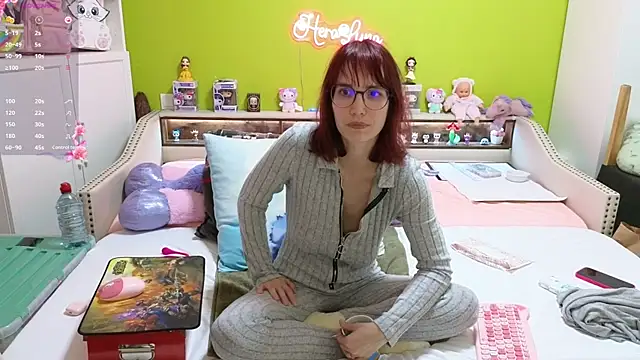 Snapshot of _HeraLuna_ chatting on March 2026 09:10:01 PM HeraLuna online show from March 2026 09:10:01 PM