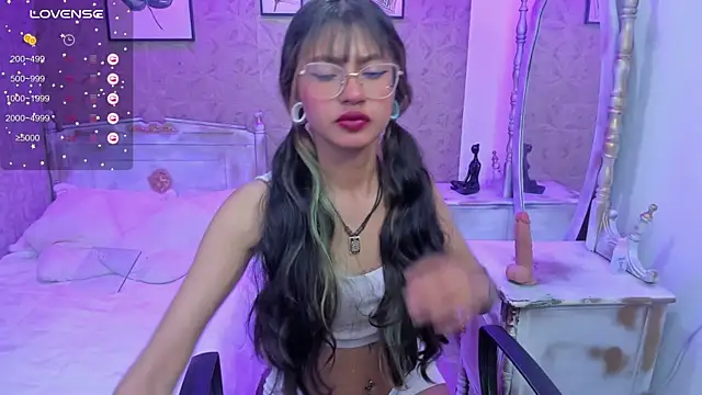 Noa clk online show from November 2025 04:15:02 AM