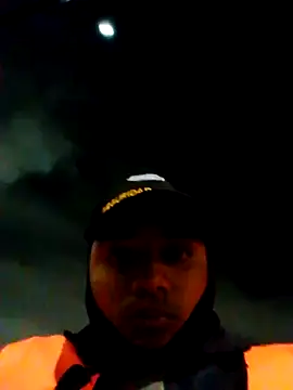 Snapshot of Elcrocans23-06 chatting on October 2025 06:03:02 AM Elcrocans23-06 online show from October 2025 06:03:02 AM