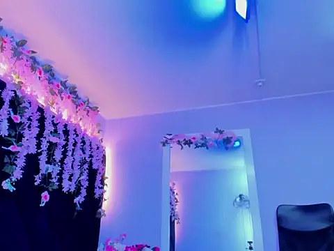 Snapshot of Gabyy_Cooper_ chatting on July 2026 01:01:01 AM Gabyy Cooper online show from July 2026 01:01:01 AM