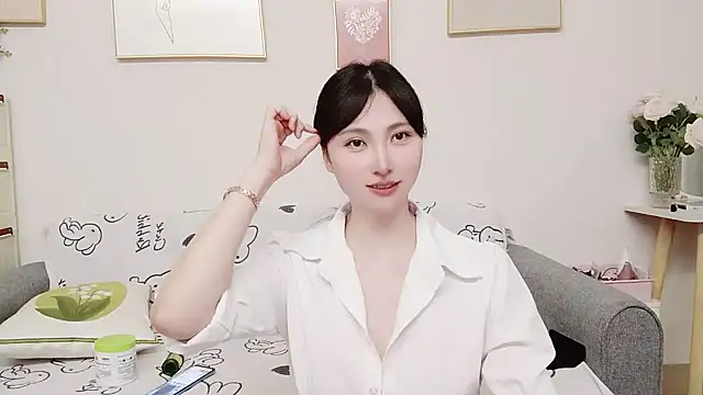 Snapshot of yuyan3929 chatting on June 2026 01:03:01 PM yuyan3929 online show from June 2026 01:03:01 PM