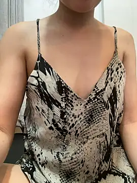Emily-y online show from June 2026 10:48:01 AM