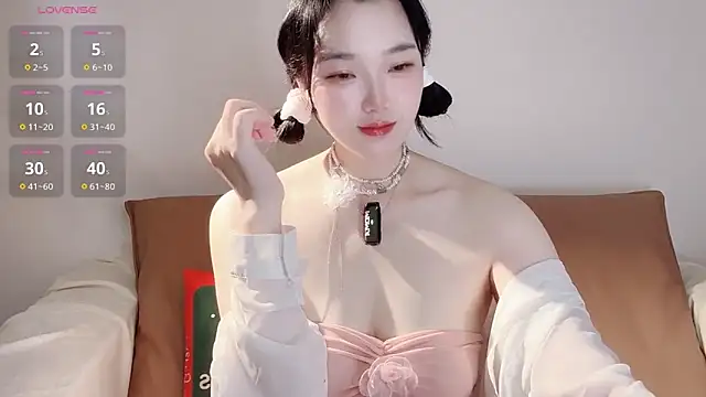 upoo7lt online show from March 2026 02:01:02 AM