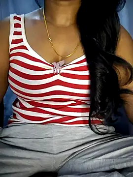 Ezabelljohn online show from May 2026 06:38:01 PM