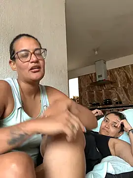 Snapshot of Destrukturada chatting on March 2026 09:32:02 PM Destrukturada online show from March 2026 09:32:02 PM