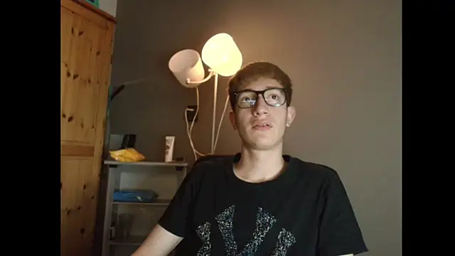 Erick Taylor3 online show from December 2025 08:06:01 PM