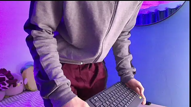 Erick Taylor3 online show from February 2026 08:45:02 PM