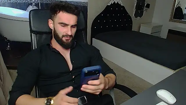 MicahLane online show from July 2026 04:17:02 AM