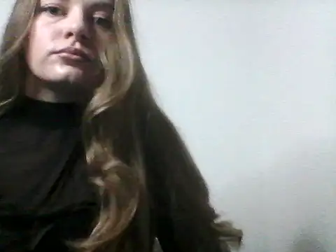 EllaMoonlight online show from November 2025 09:26:01 PM