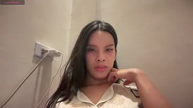 Snapshot of Candicemeow chatting on May 2026 02:29:01 AM Candicemeow online show from May 2026 02:29:01 AM