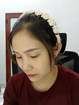 Pig pig11 online show from December 2025 12:32:01 PM