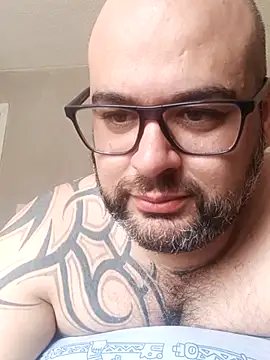 ursosvp online show from November 2025 06:08:02 PM