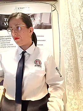 Valentina--1 online show from April 2026 10:05:01 AM