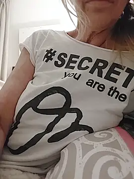 susylux online show from March 2026 12:43:02 AM