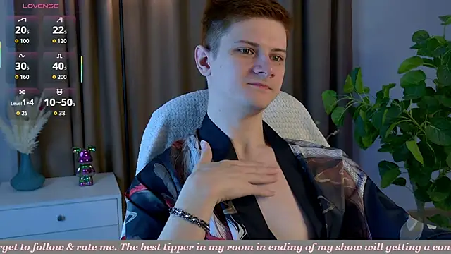 Allert  online show from April 2026 04:06:02 AM