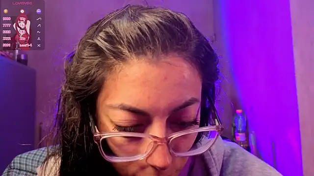 zylla storn online show from July 2026 10:46:01 PM