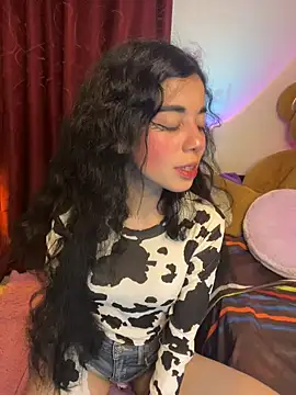 Snapshot of wetbyAlice chatting on March 2026 11:33:01 PM wetbyAlice online show from March 2026 11:33:01 PM