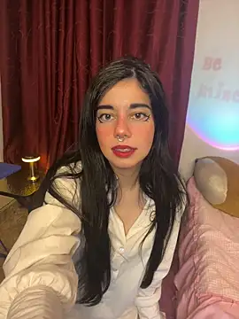 Snapshot of wetbyAlice chatting on April 2026 11:18:02 PM wetbyAlice online show from April 2026 11:18:02 PM