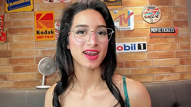 foxy sharlotte online show from April 2026 07:58:01 PM