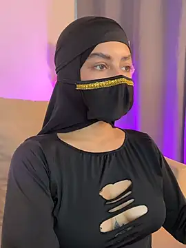 shaima   online show from April 2026 07:48:01 PM