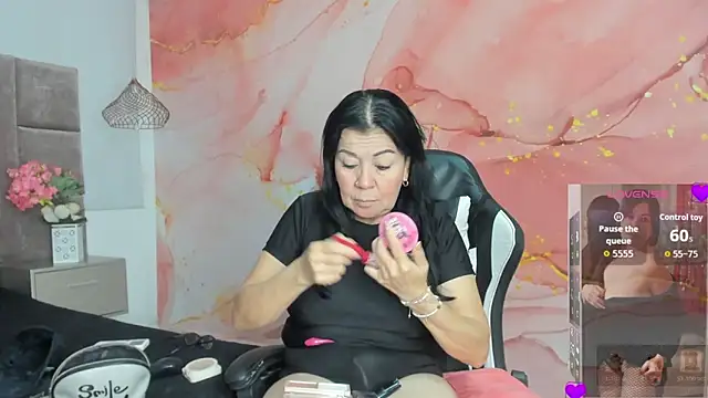 laliItaclark online show from April 2026 12:06:02 PM