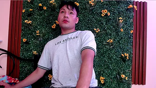 angel666smit online show from October 2025 01:34:01 PM