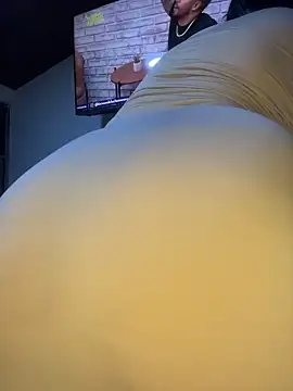 Im Saraaaa online show from March 2026 03:22:02 AM