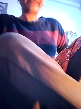 Hot-Rubyy online show from February 2026 03:35:01 AM