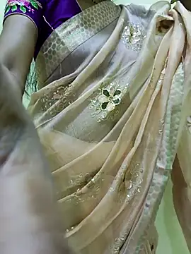 smileys46 online show from April 2026 06:10:01 PM