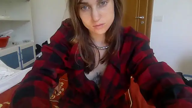 SinnEmily online show from April 2026 09:21:02 AM