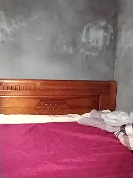 emini-xx online show from April 2026 10:59:02 PM