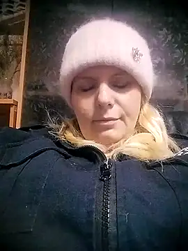 Lana-murr online show from March 2026 10:49:02 PM