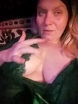 Lana-murr online show from April 2026 07:58:01 PM