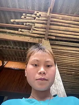 Sophia-123 online show from April 2026 12:57:02 AM