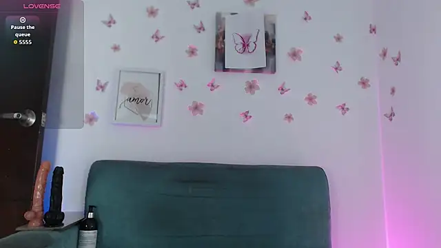 evelinmartinez online show from July 2026 07:45:01 PM
