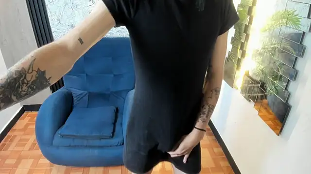 Nick carterr  online show from April 2026 07:47:01 PM