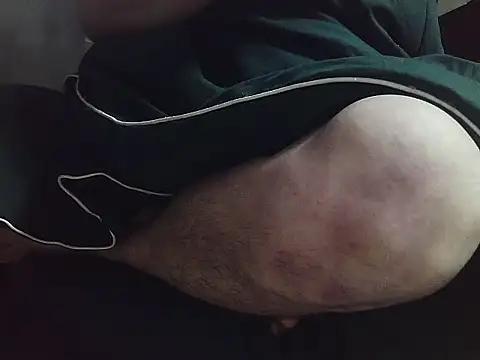 Snapshot of Stripholyday chatting on November 2025 02:38:02 PM Stripholyday online show from November 2025 02:38:02 PM