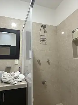 Snapshot of scarlethsb33 chatting on March 2026 11:00:02 PM scarlethsb33 online show from March 2026 11:00:02 PM